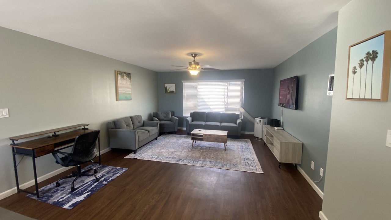 Photo of Livingroom in Crown Point