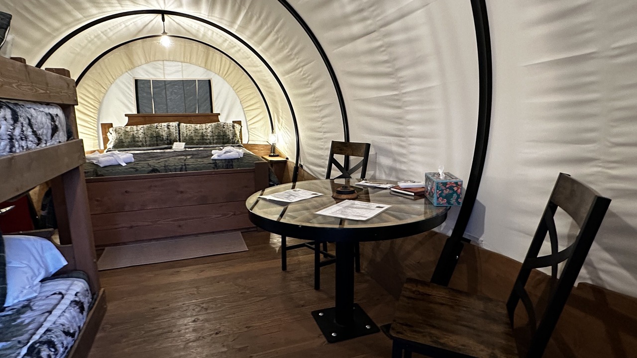 Photo of Bedroom in Salmon