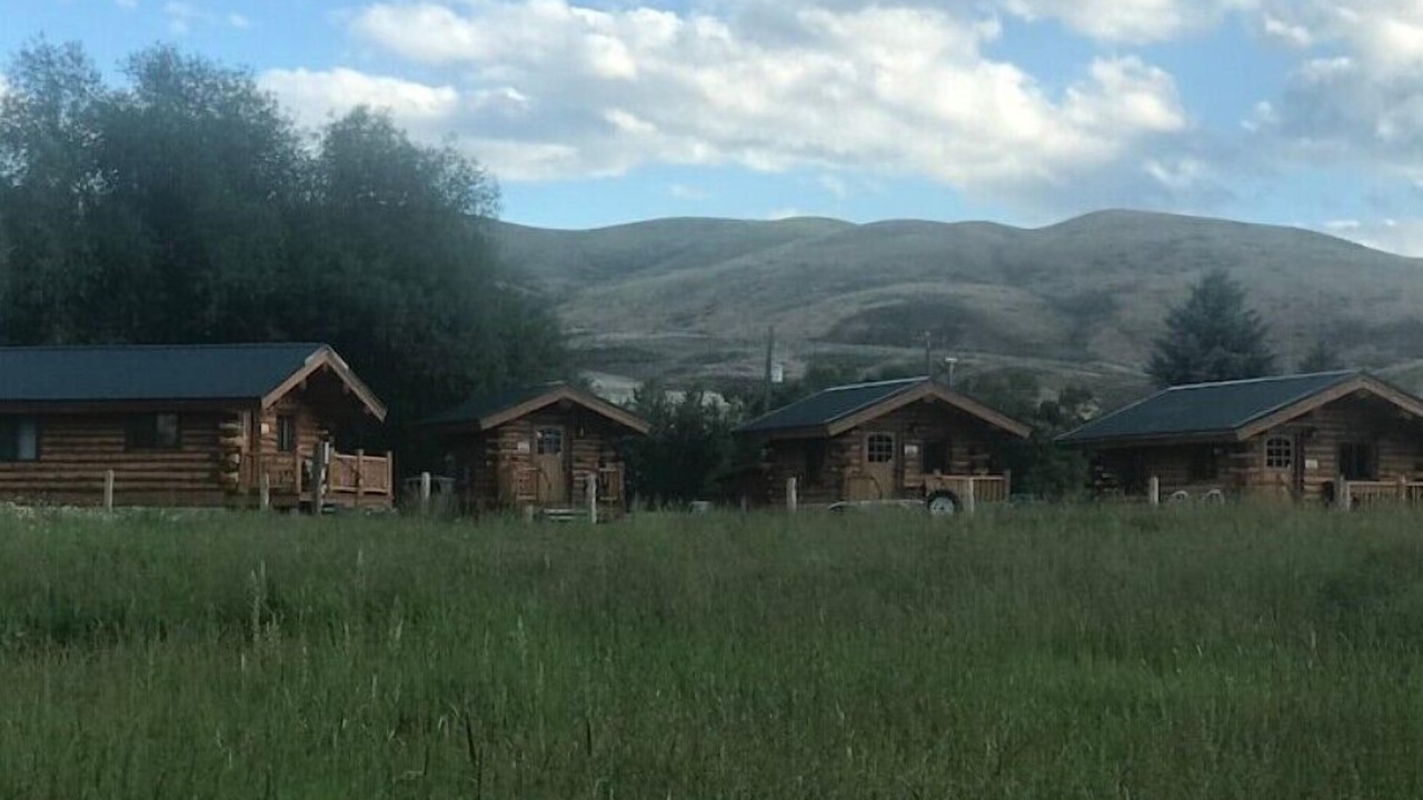 Photo of Outdoor in Salmon