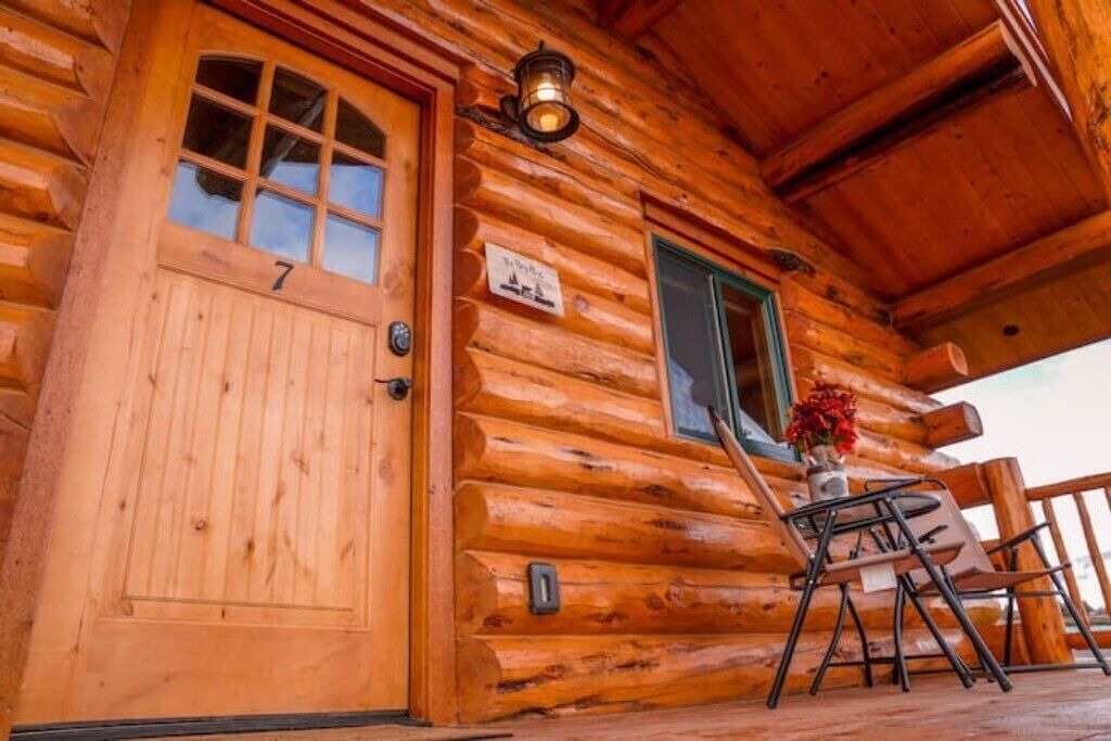 Photo of Outdoor in Salmon