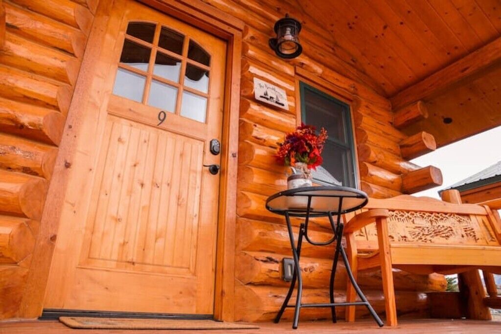 Photo of Outdoor in Salmon