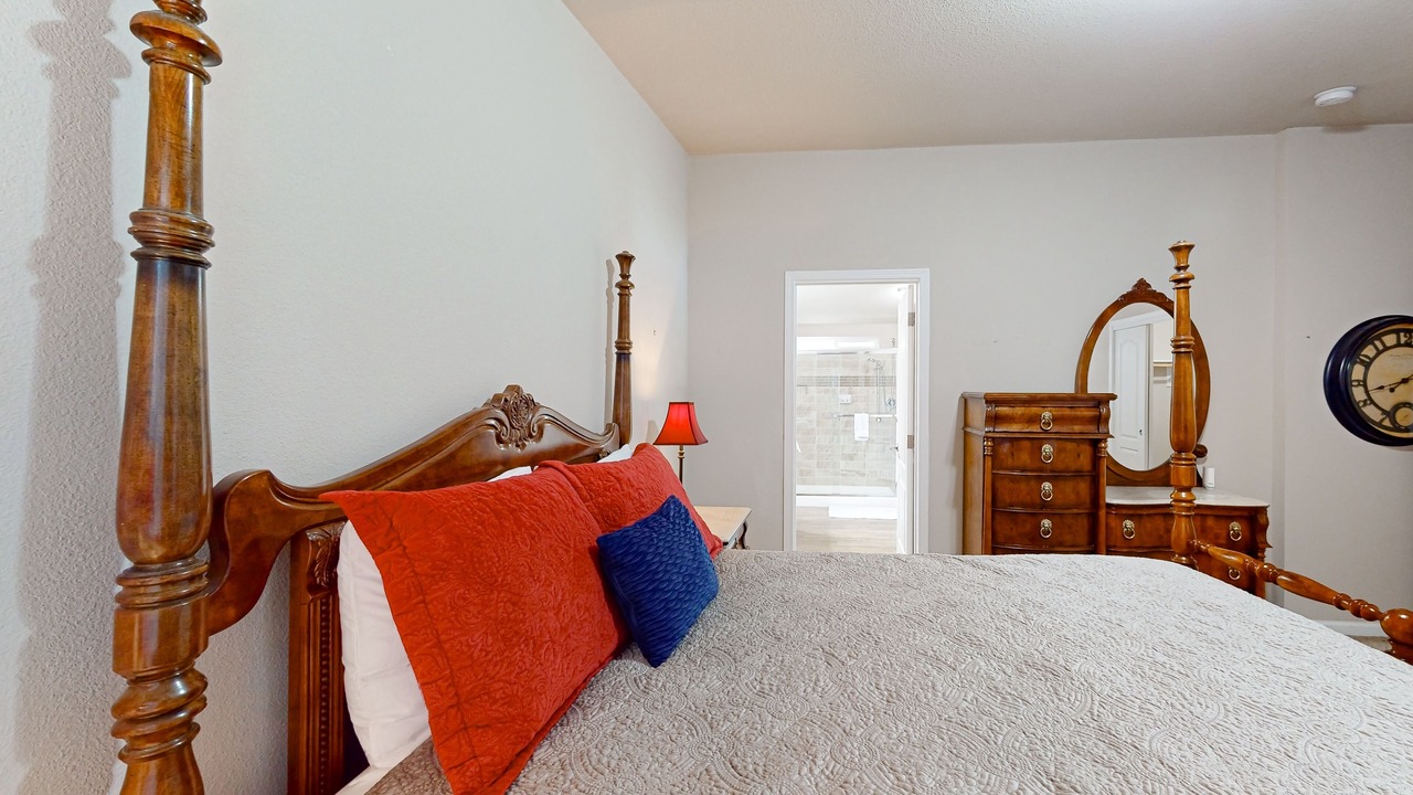 Photo of Bedroom in Spirit Lake