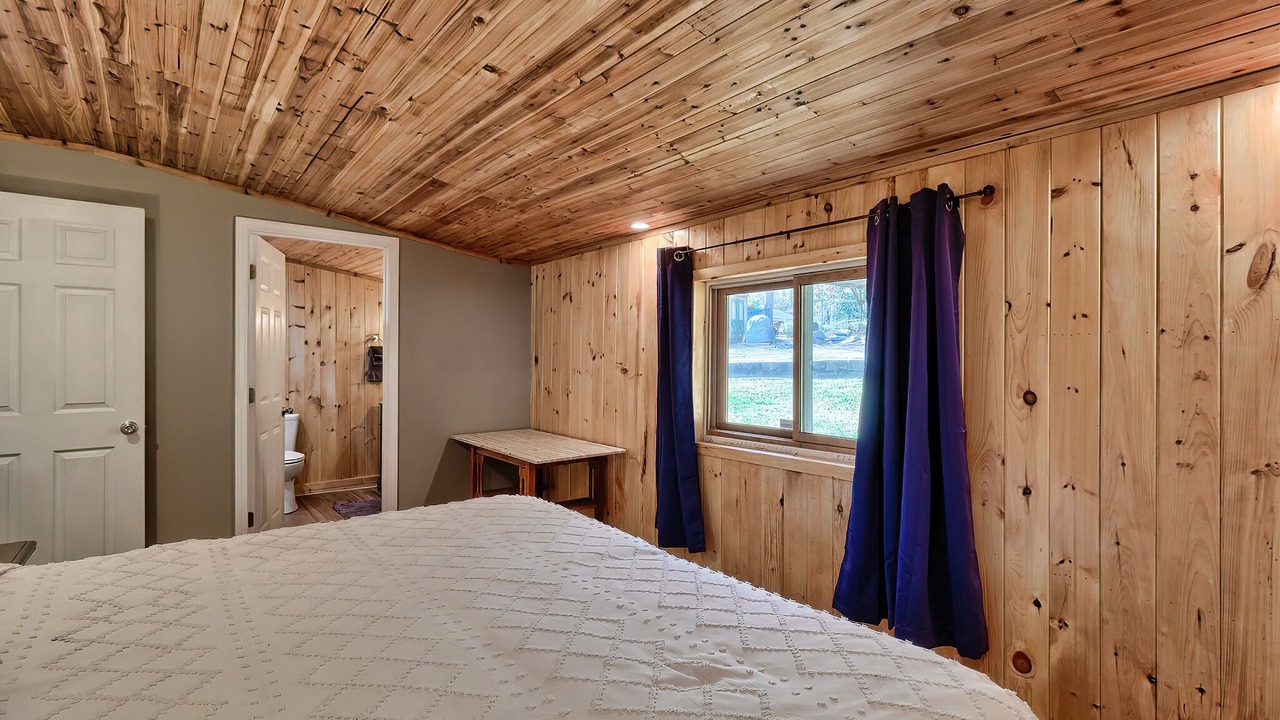 Photo of Bedroom in Ridgeway
