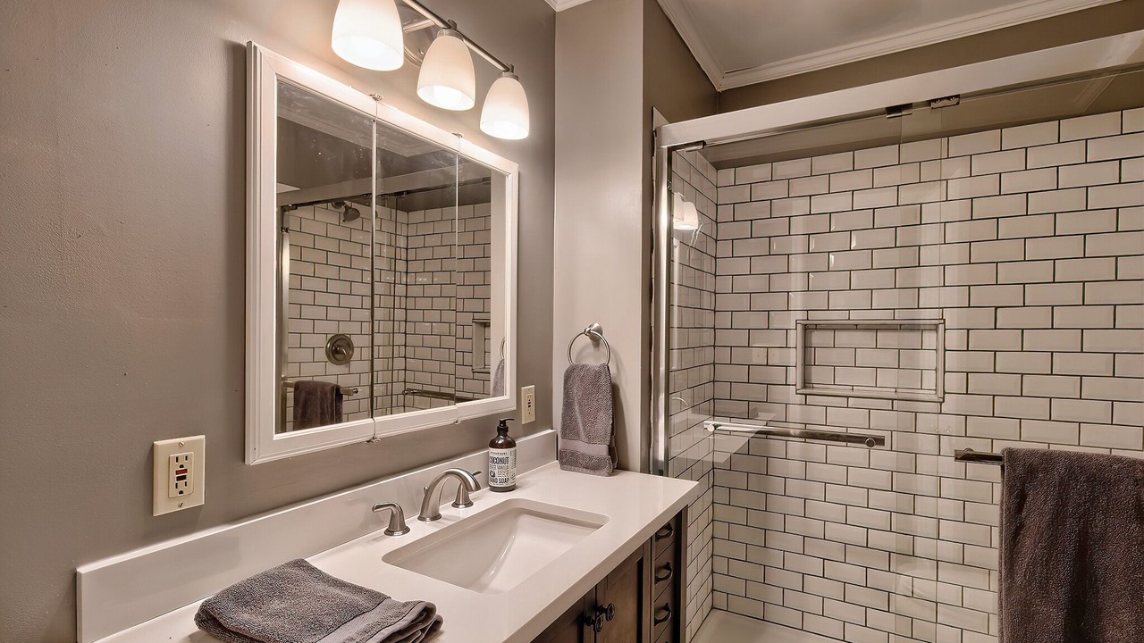 Photo of Bathroom in Ridgeway