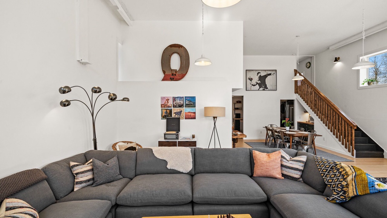 Photo of Livingroom in Livingston