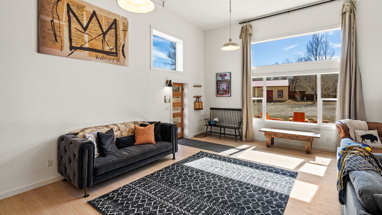 Photo of Livingroom in Livingston