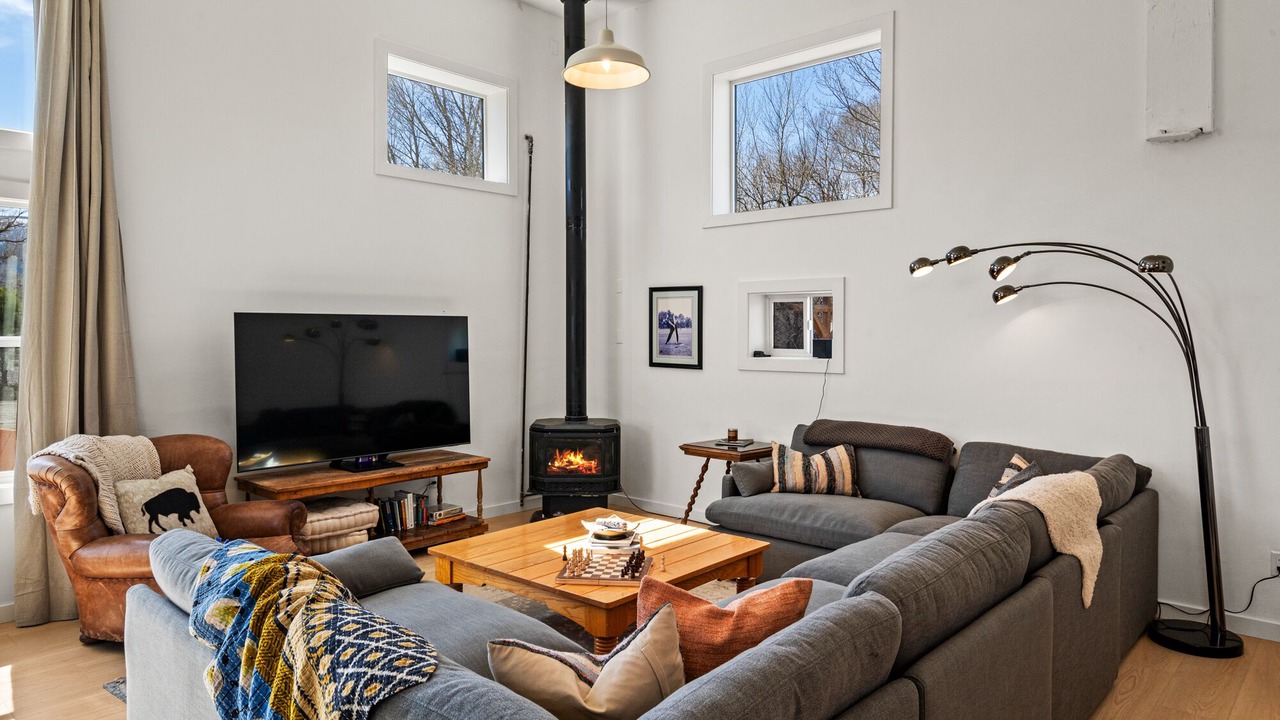 Photo of Livingroom in Livingston