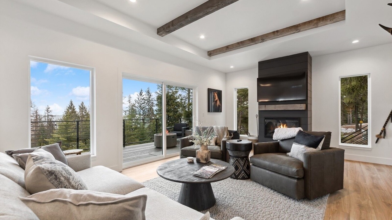 Photo of Livingroom in Lakeside