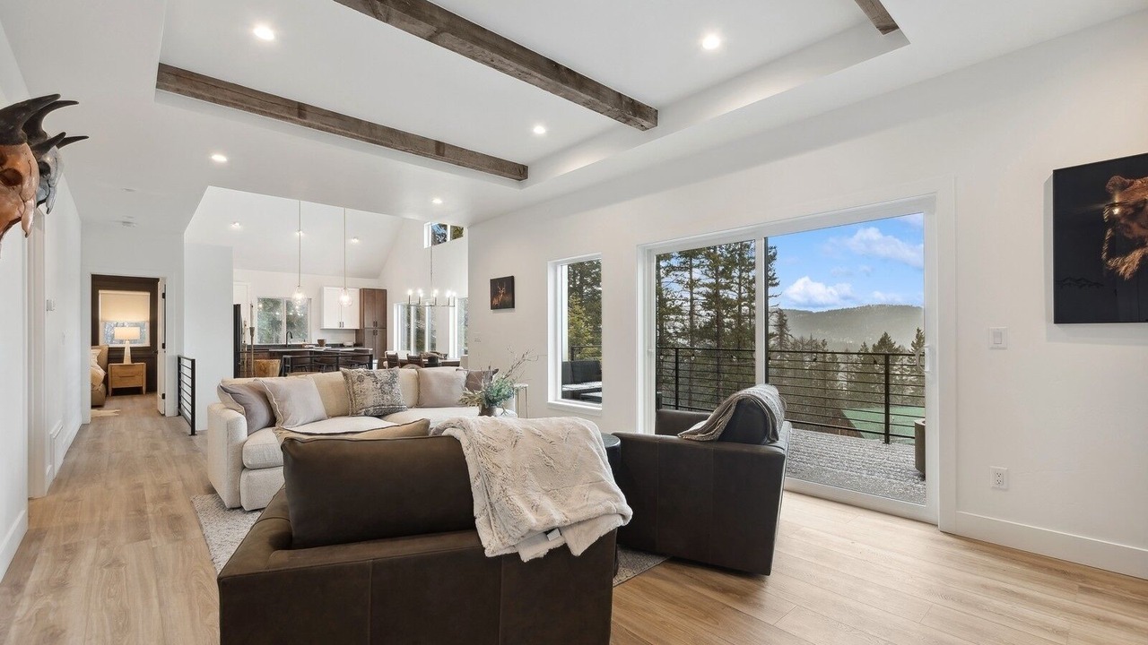 Photo of Livingroom in Lakeside