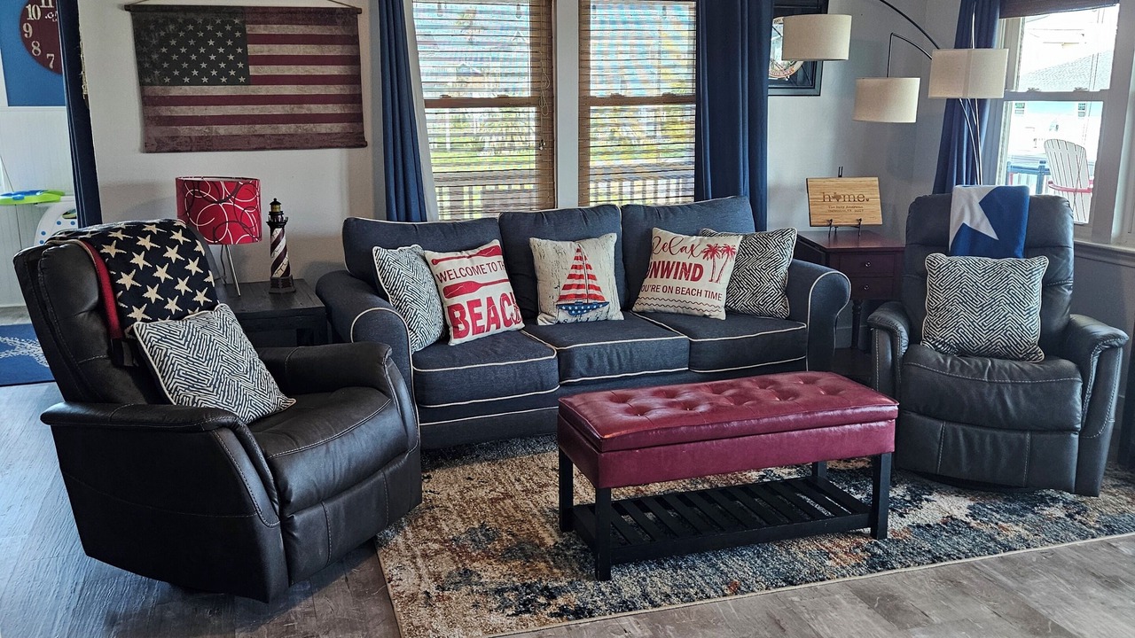 Photo of Livingroom in Pirates Beach