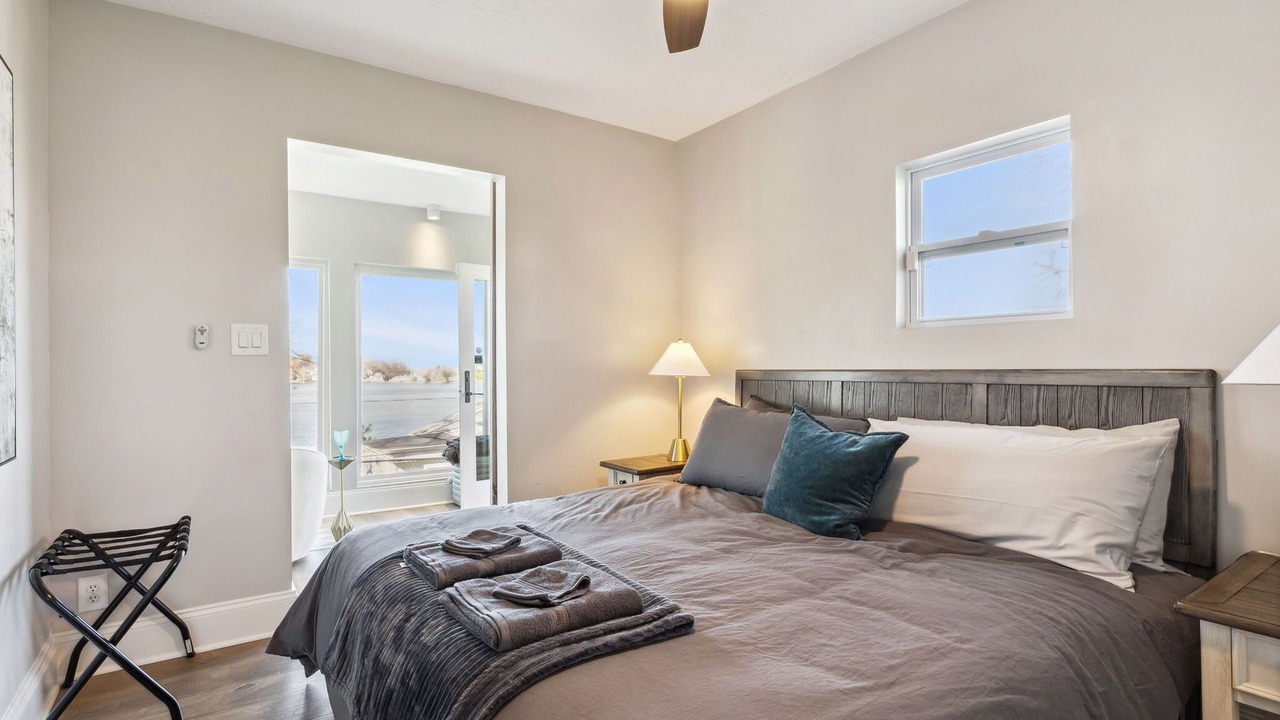 Photo of Bedroom in Portage Lakes