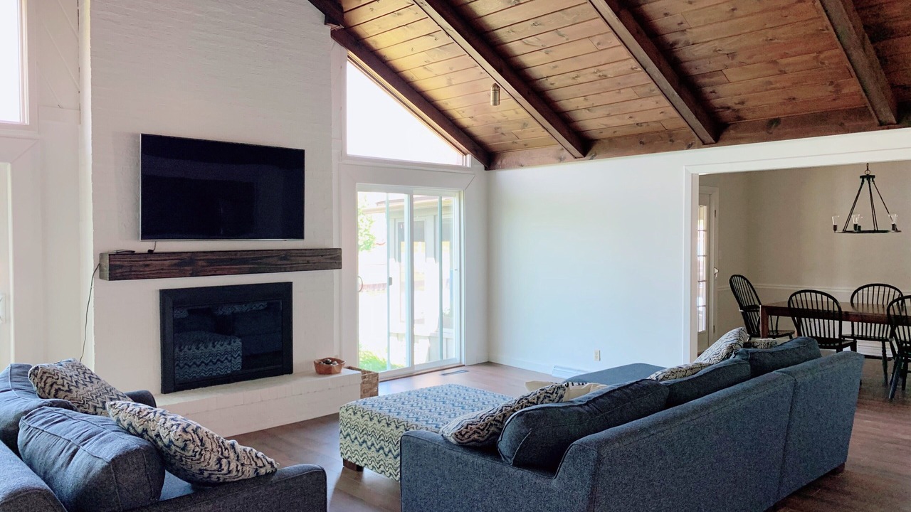 Photo of Livingroom in Edwardsburg