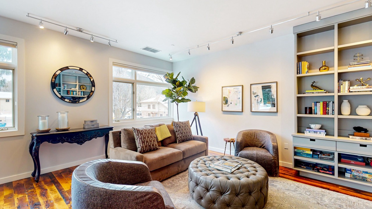 Photo of Livingroom in Jackson
