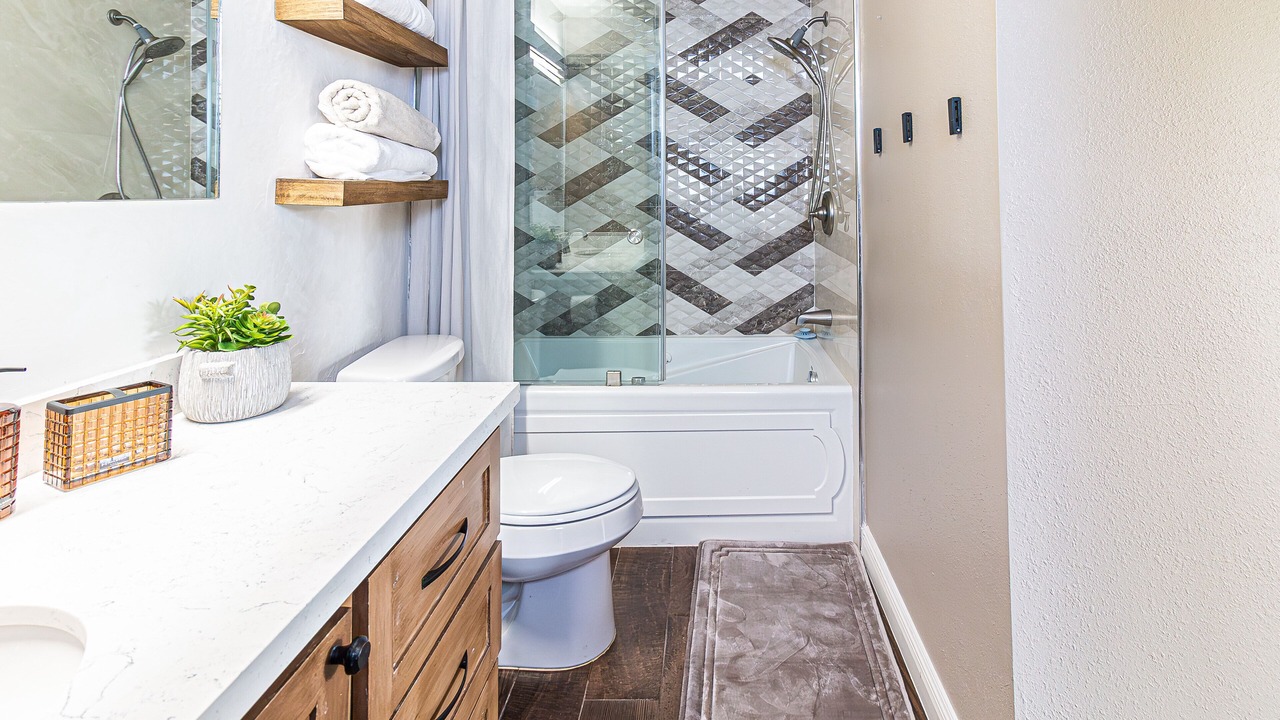 Photo of Bathroom in Palm Valley