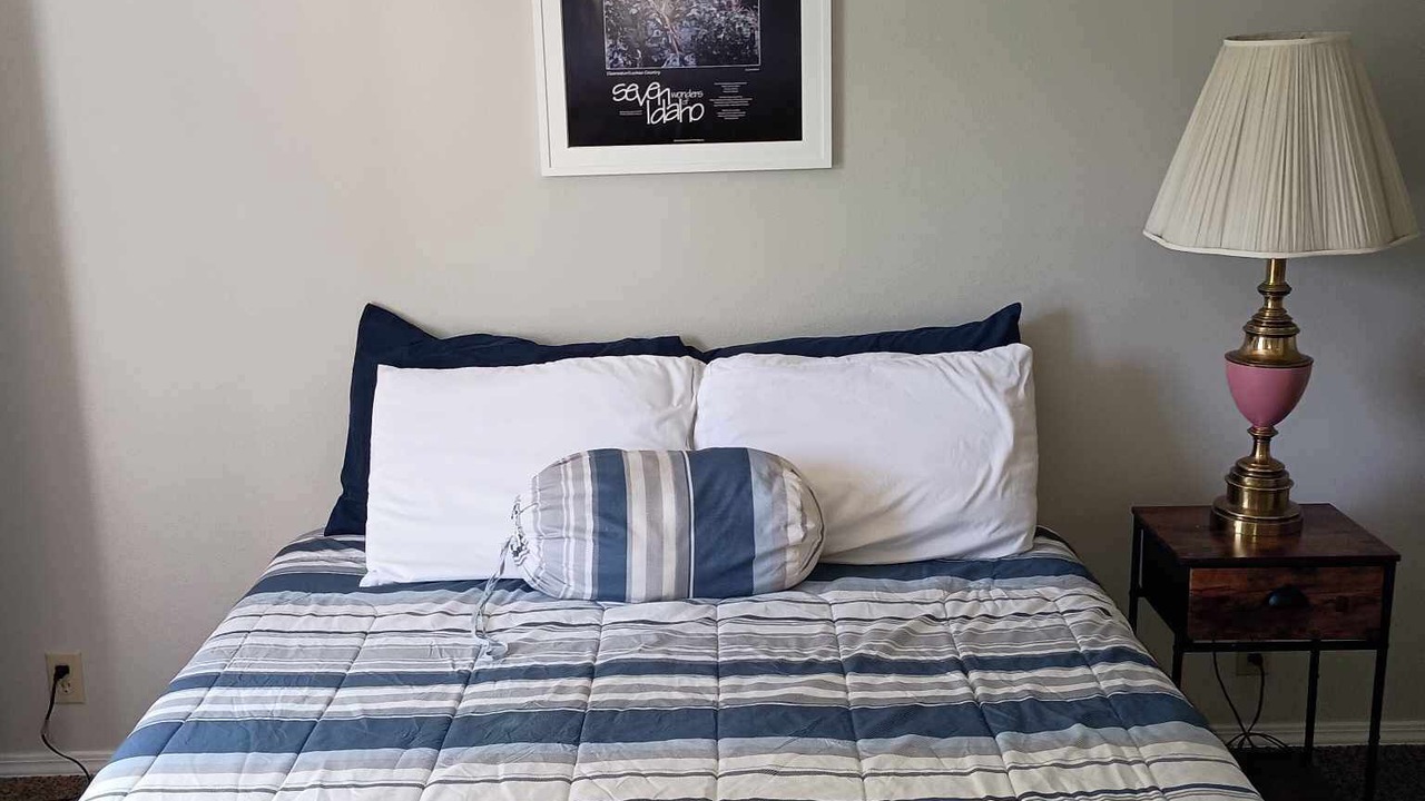 Photo of Bedroom in Maple Grove - Franklin