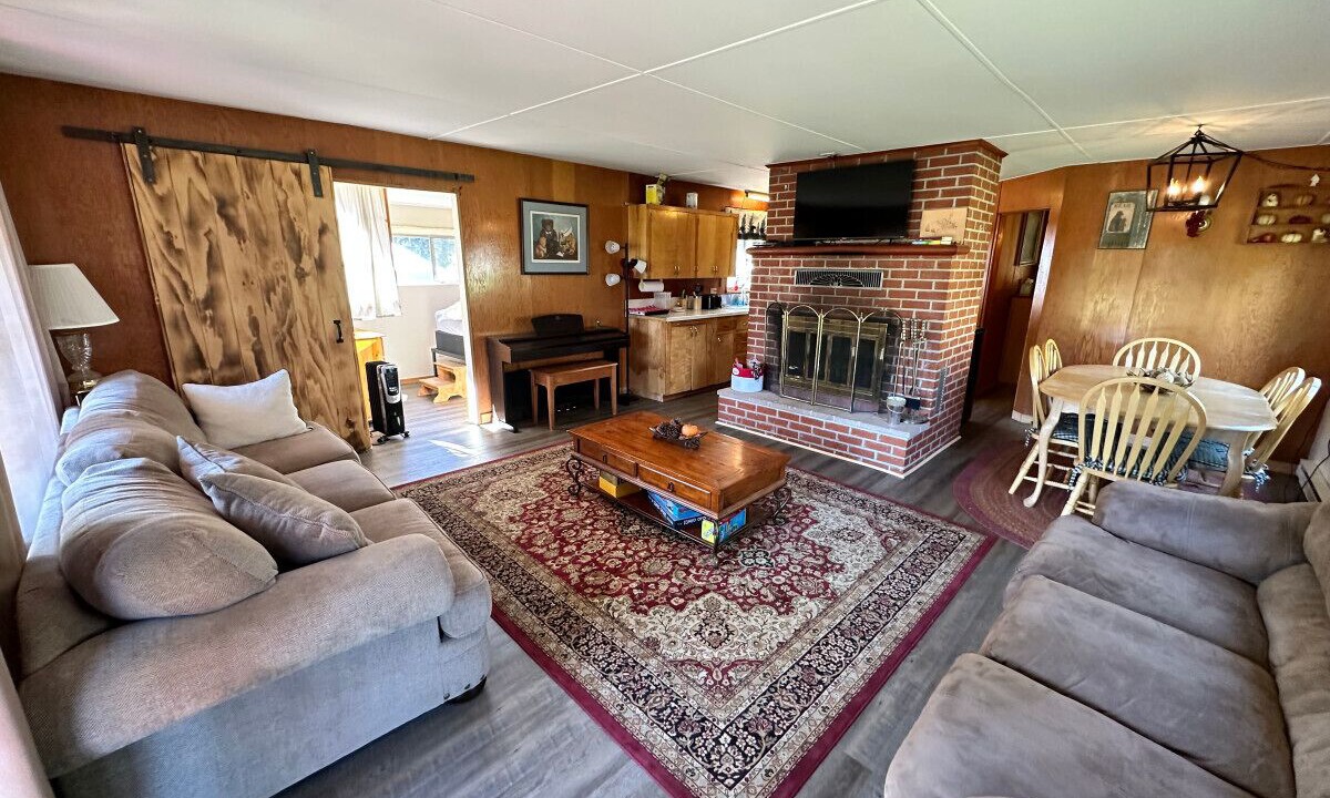 Photo of Livingroom in Tamarack Resort