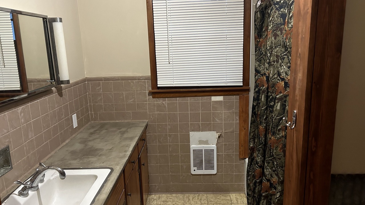 Photo of Bathroom in Weiner