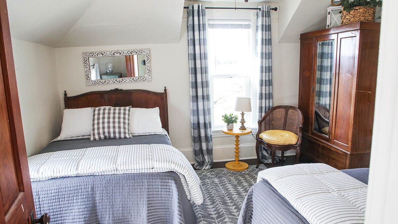 Photo of Bedroom in Hamilton