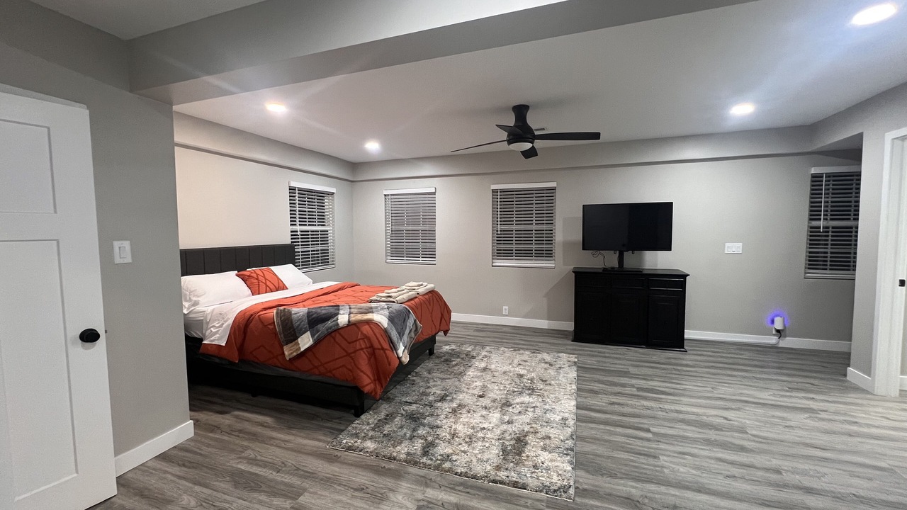 Photo of Bedroom in Lawrence