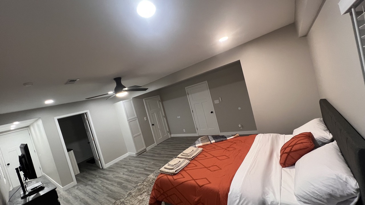 Photo of Bedroom in Lawrence