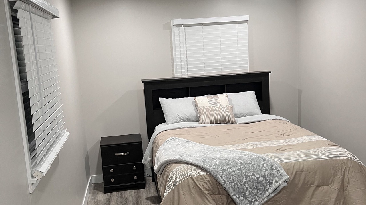 Photo of Bedroom in Lawrence