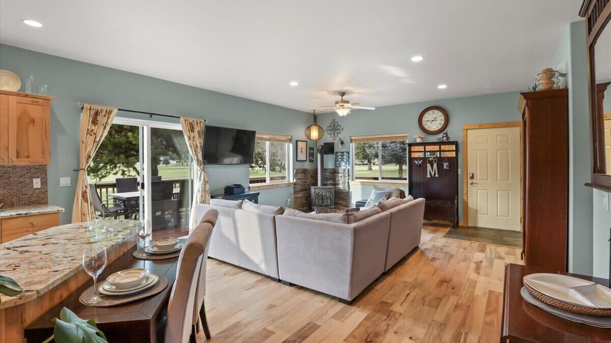 Photo of Livingroom in Blanchard