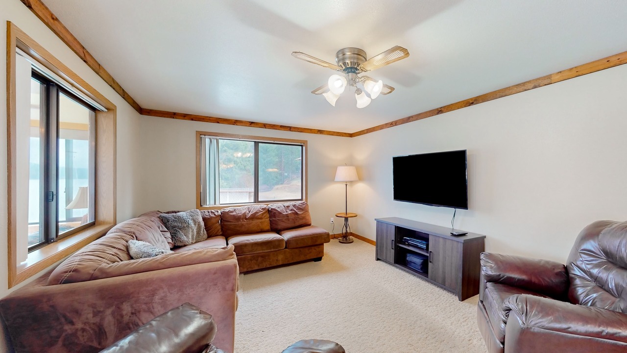 Photo of Livingroom in Bonner County
