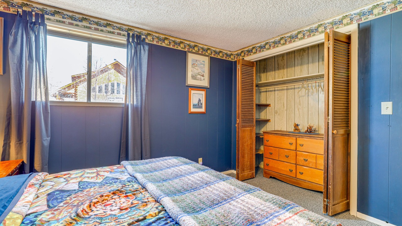 Photo of Bedroom in Elk Mountain