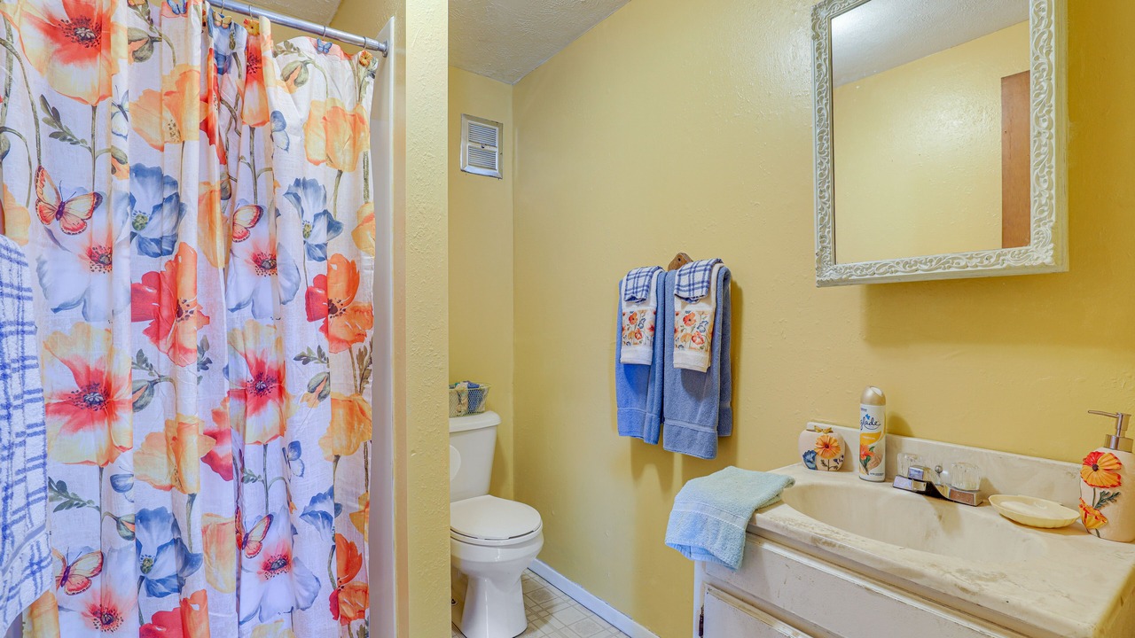 Photo of Bathroom in Elk Mountain