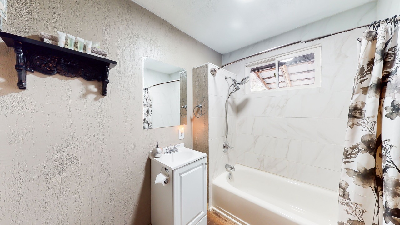 Photo of Bathroom in Joseph