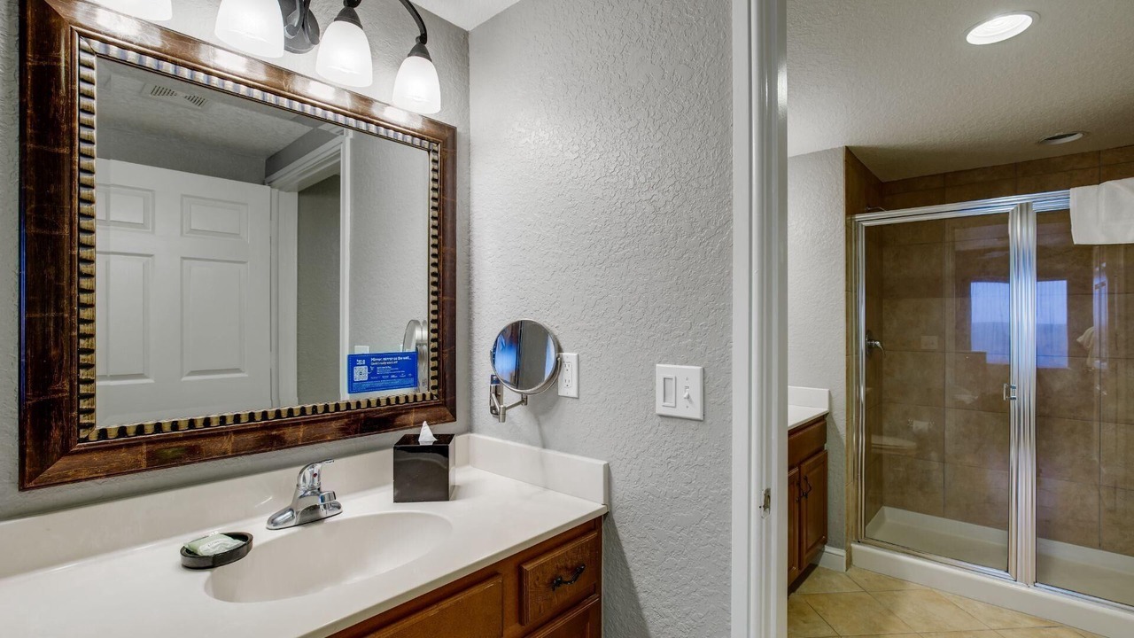 Photo of Bathroom in Lake Buena Vista