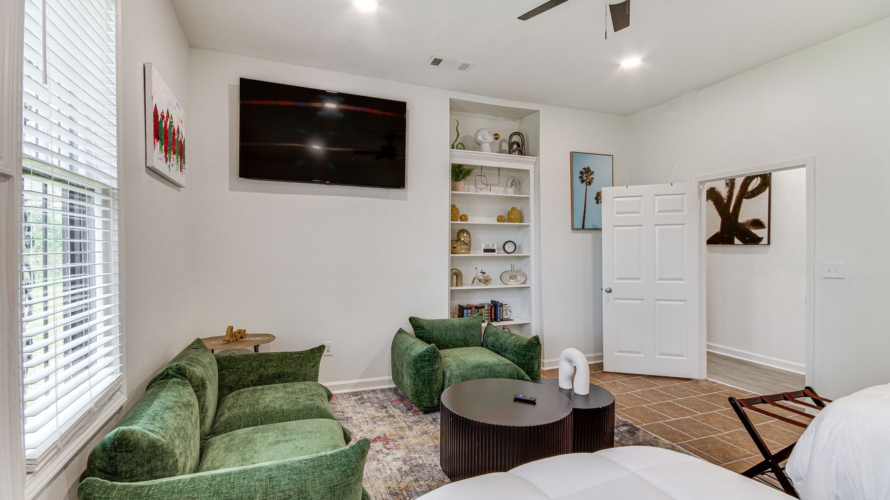 Photo of Bedroom in Downtown Jackson