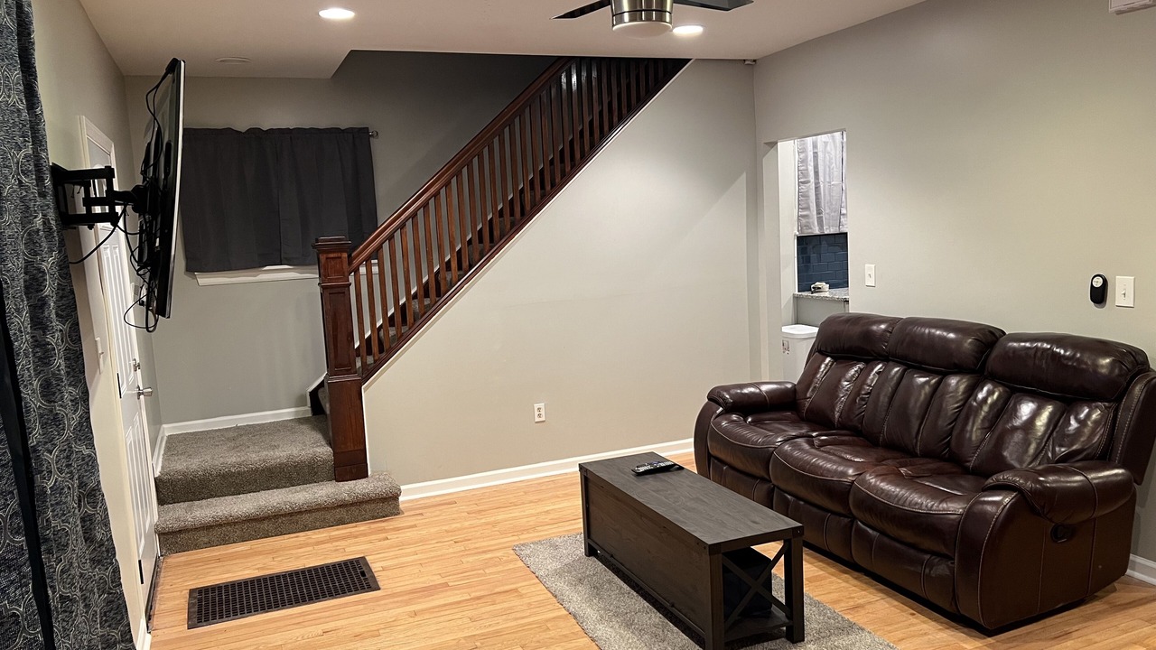 Photo of Livingroom in Pontiac