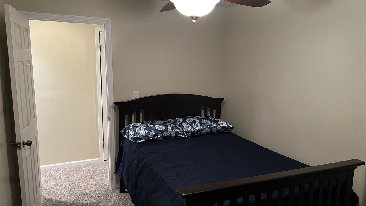Photo of Bedroom in Pontiac