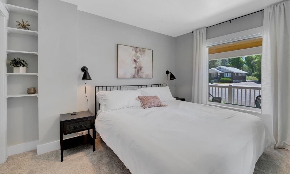 Photo of Bedroom in Logan