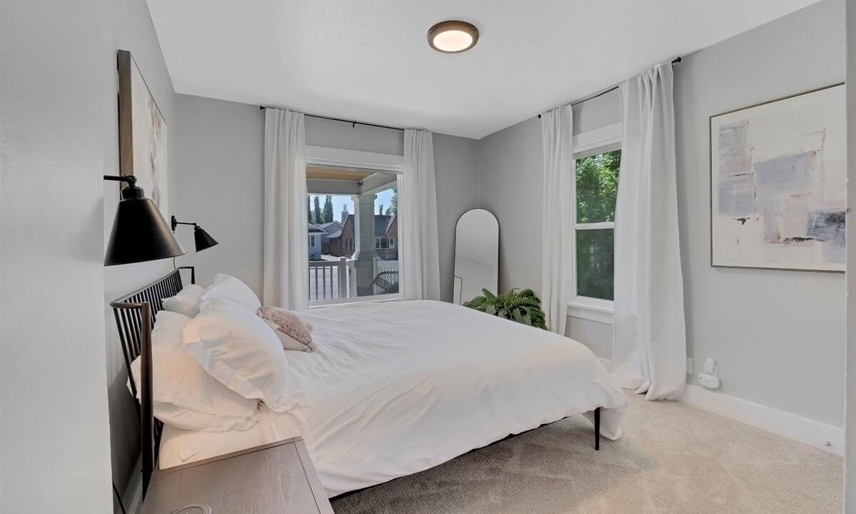 Photo of Bedroom in Logan