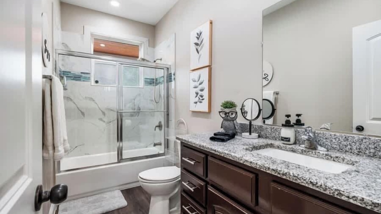 Photo of Bathroom in Gun Barrel City