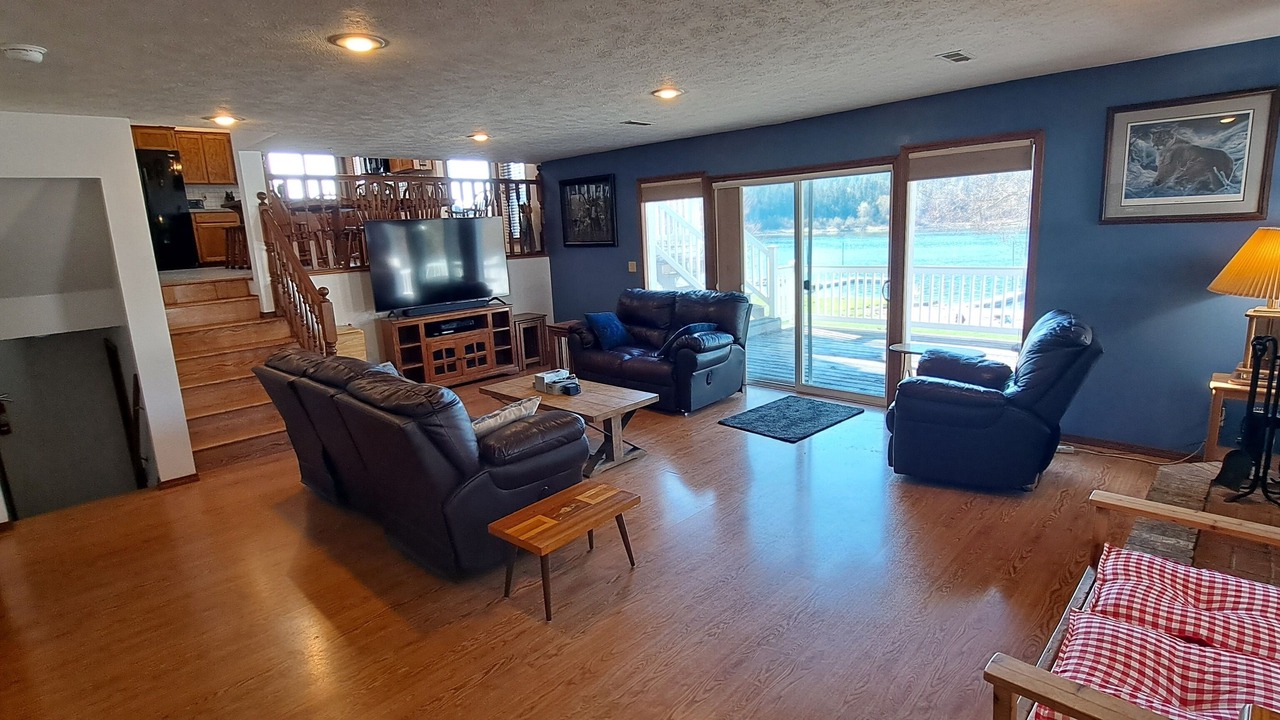Photo of Livingroom in Newport