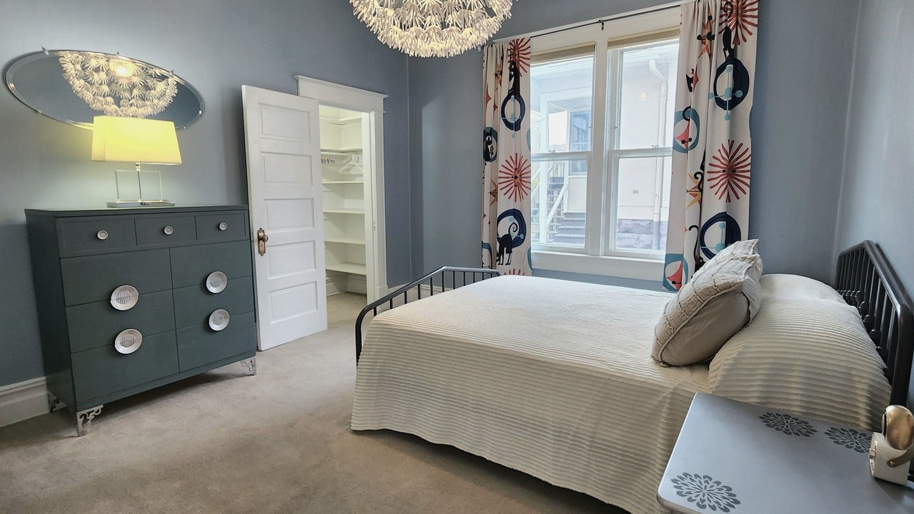 Photo of Bedroom in East Central