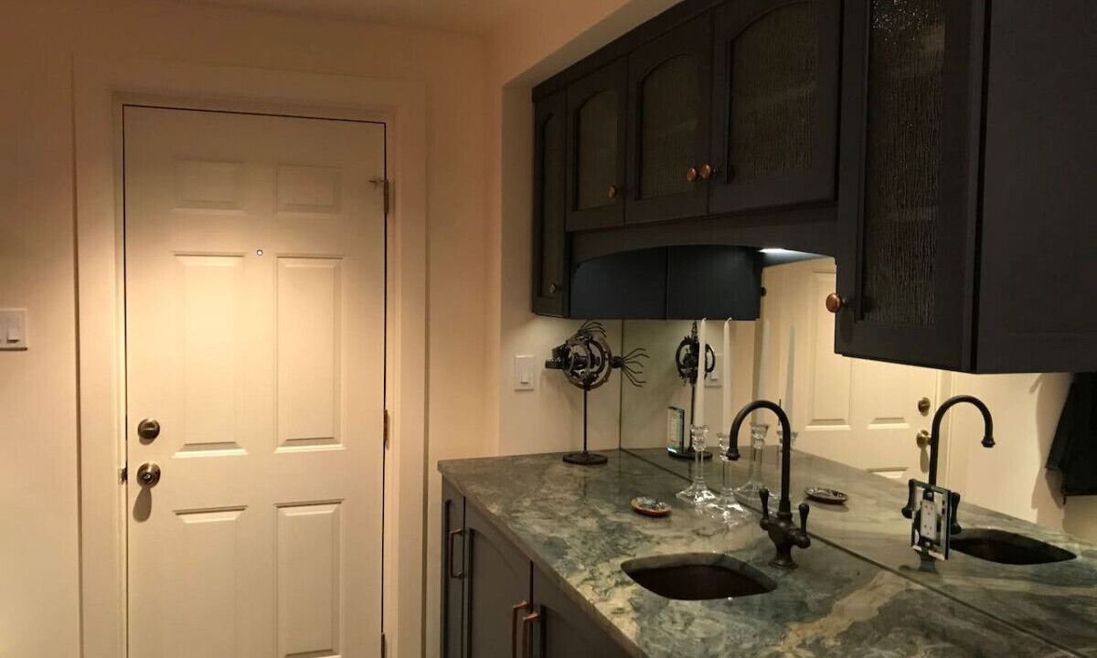 Photo of Bathroom in Washington Square West