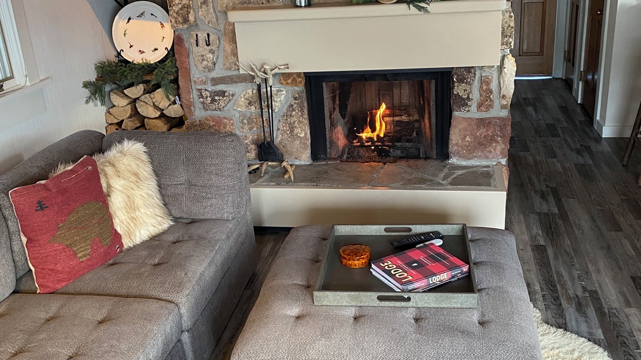Photo of Livingroom in Big Sky Meadow Village