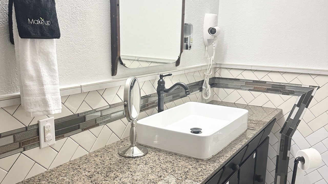 Photo of Bathroom in Idaho City