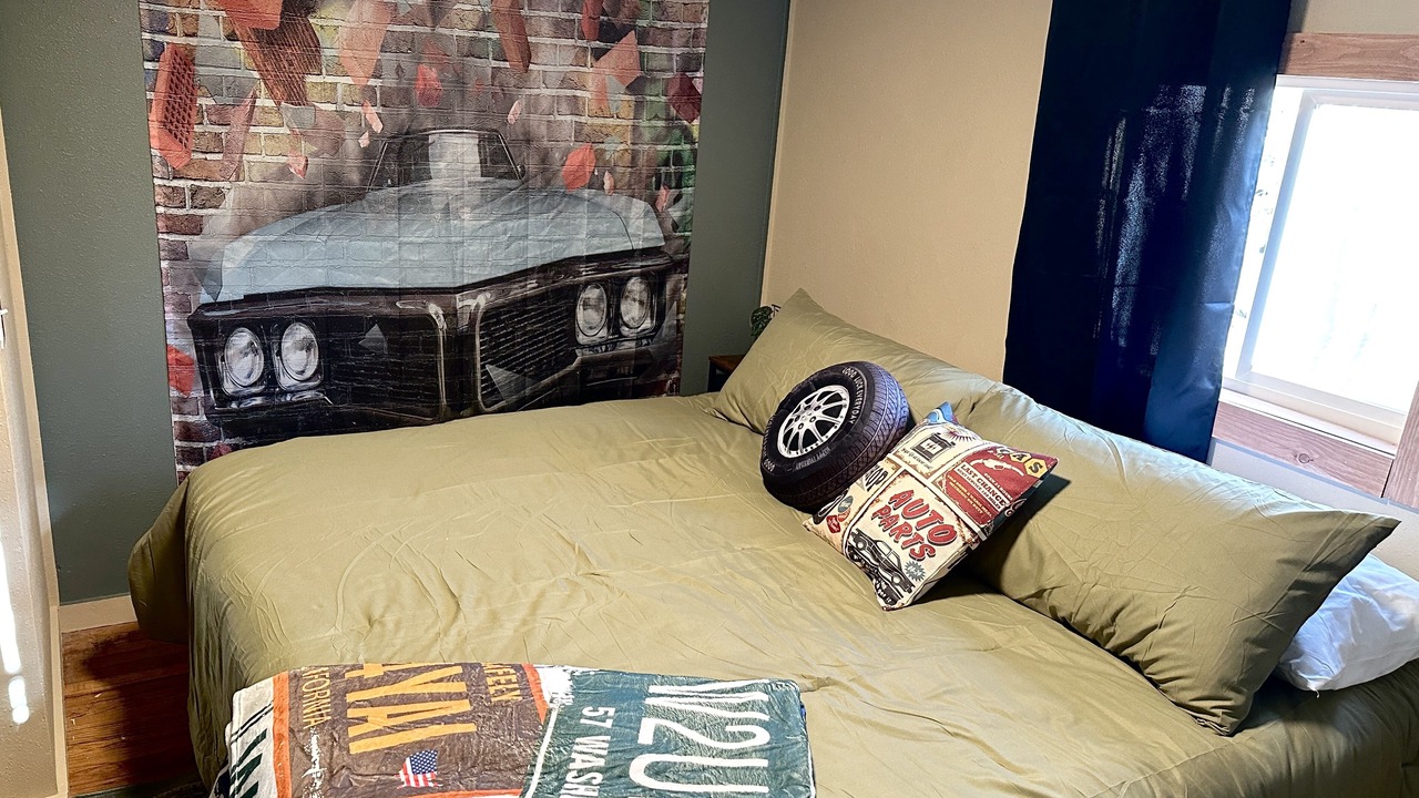 Photo of Bedroom in Idaho City