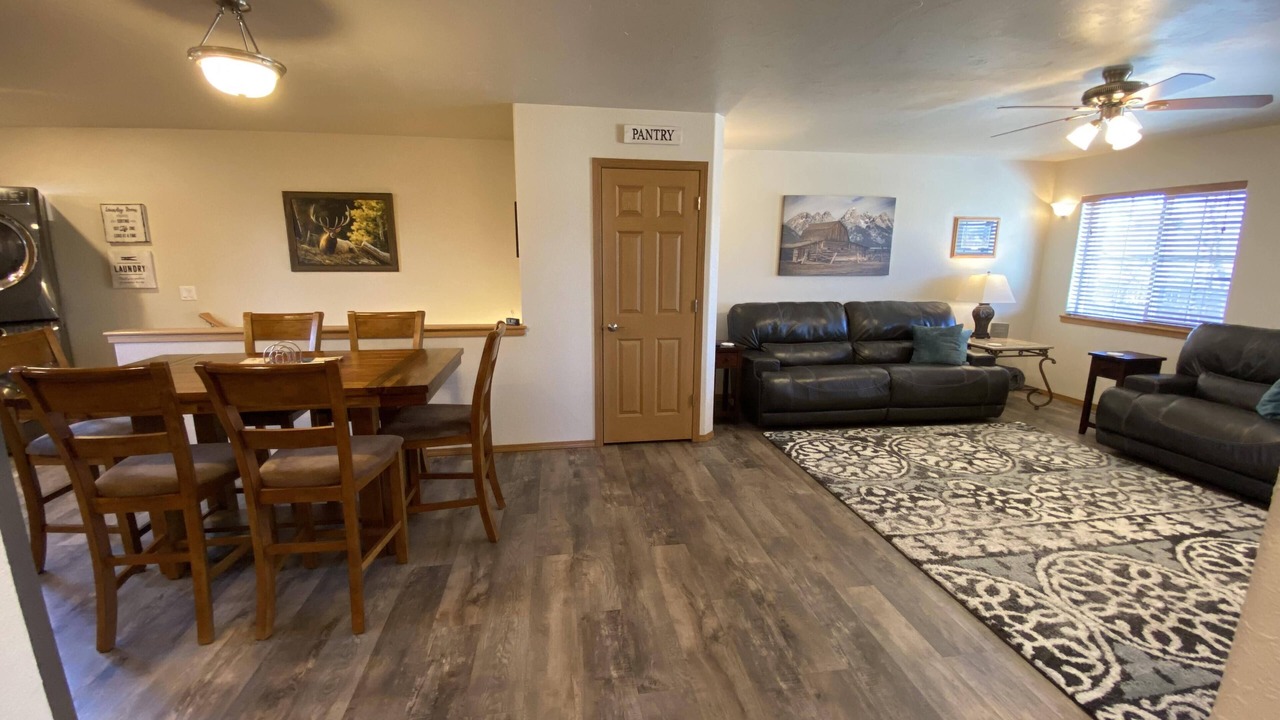 Photo of Livingroom in Cody