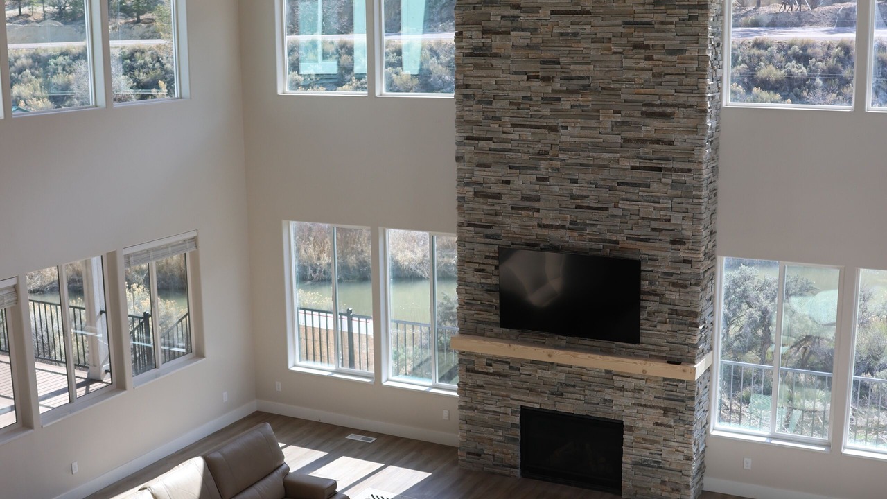 Photo of Livingroom in Sevier