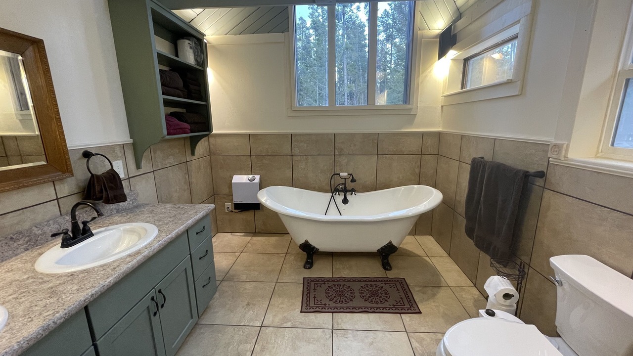 Photo of Bathroom in East Glacier Park Village