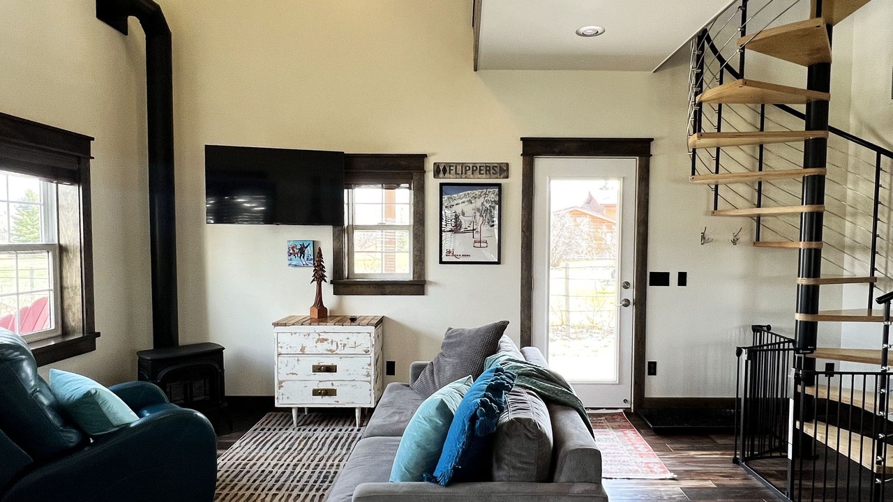 Photo of Livingroom in Four Corners