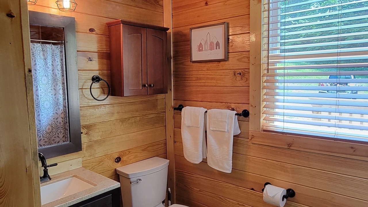 Photo of Bathroom in Lucas