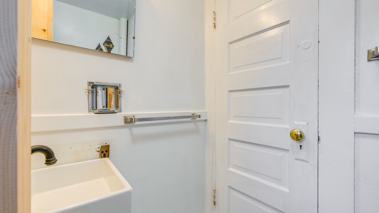 Photo of Bathroom in Anaconda