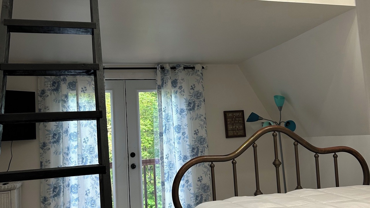 Photo of Bedroom in Bellmore